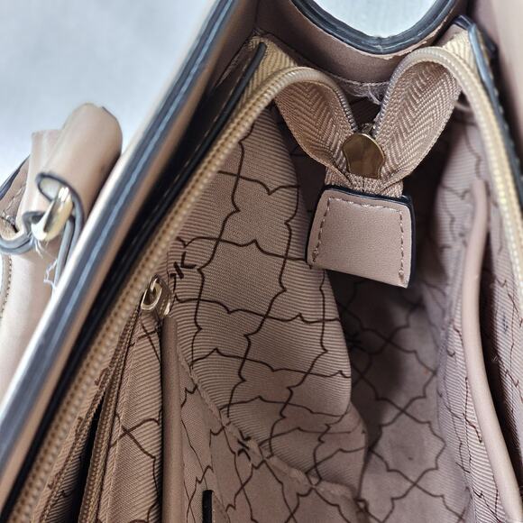 Kelly And Katie Purse Taupe Tan Beige Handbag Tote Shoulder Strap Laser Cut Gold - Picture 9 of 10